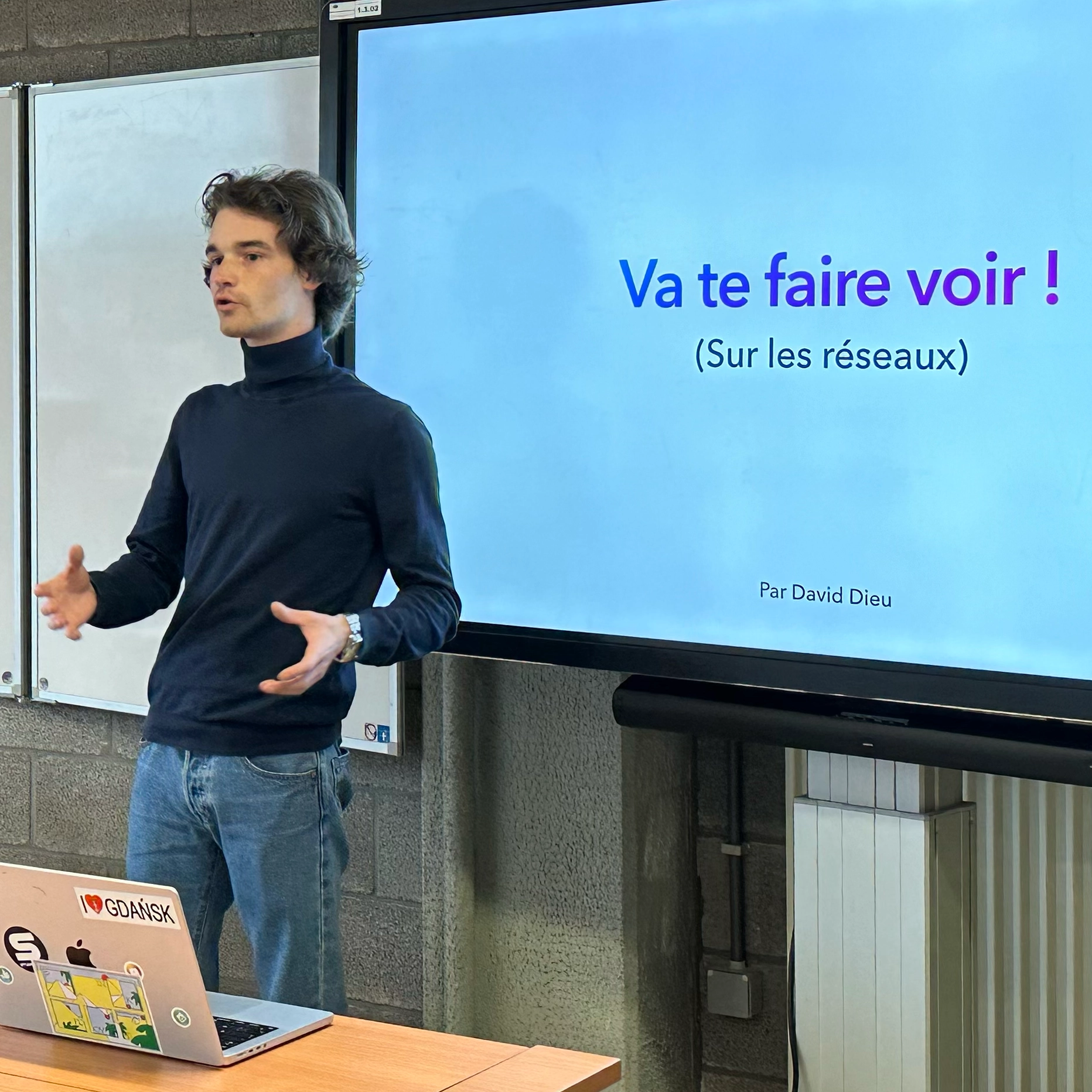 Conference Va te faire voir sur les reseaux